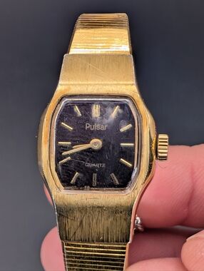 Pulsar Gold Tone Ladies Quartz Watch - Black Dial